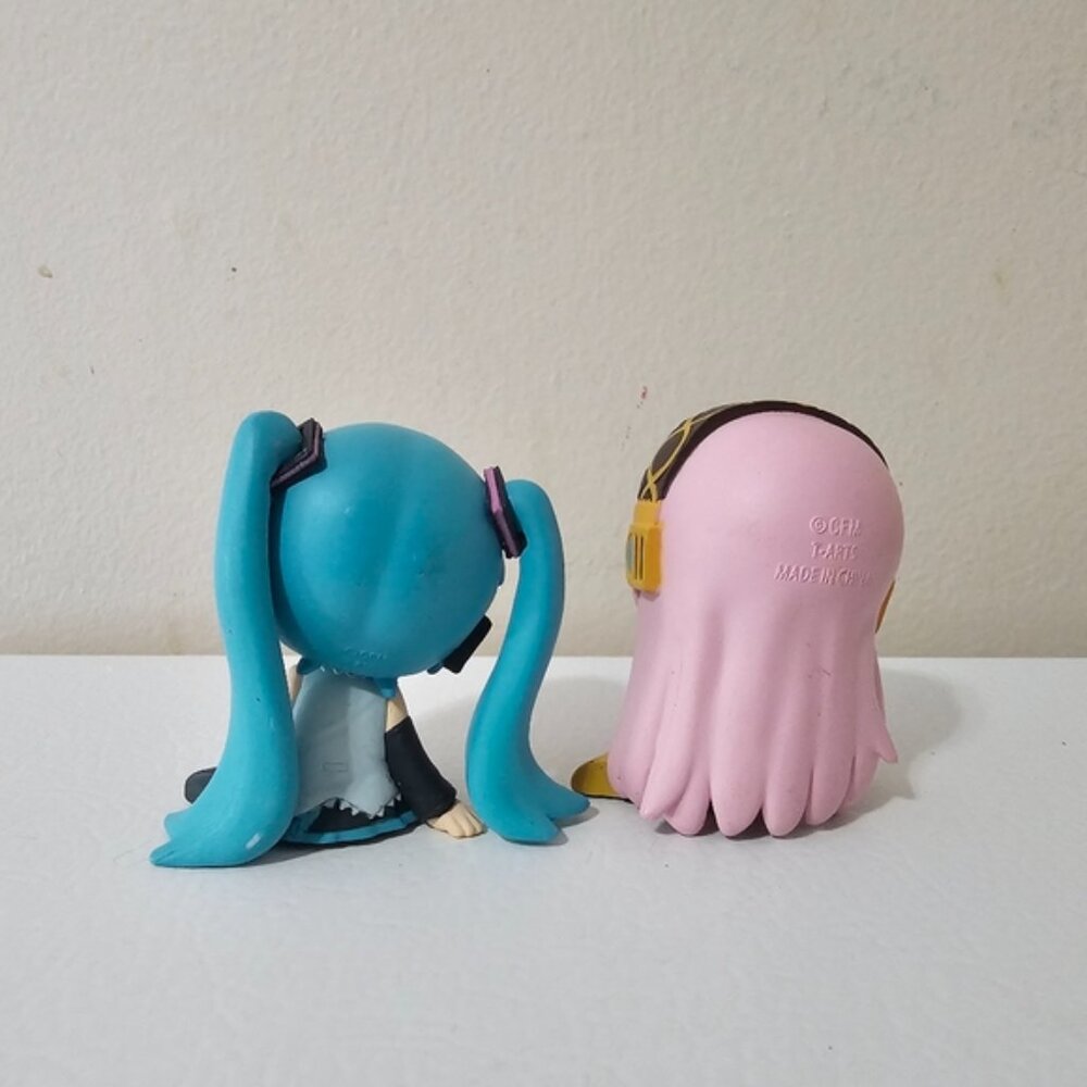 Vocaloid Hatsune Miku Katazun Sleeping Mascot Mini Figure  - Set of 2 - Picture 5 of 7